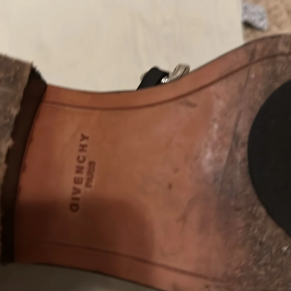 Givenchy boots black with silver chain - Picture 12 of 16